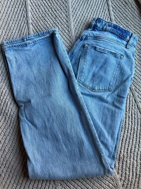 Abercrombie & Fitch High Rise 90s Relaxed Jean